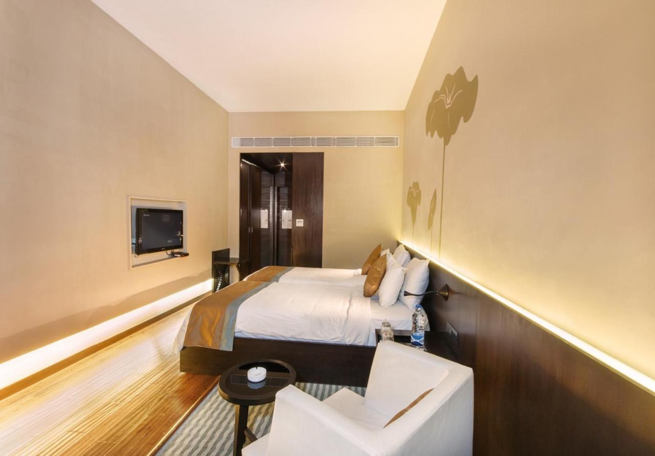 Ecohub Hotel Kolkata Bagian luar foto